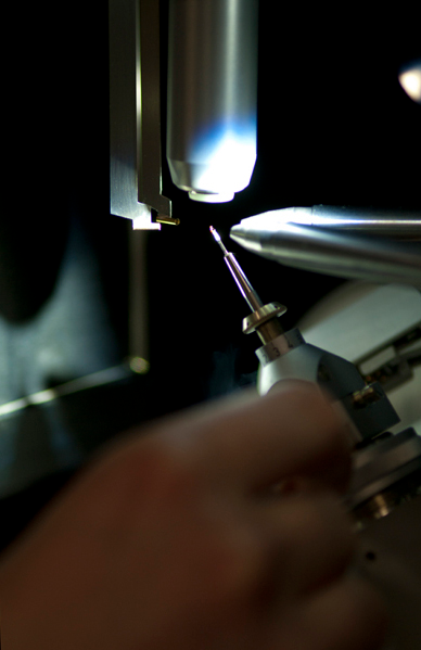 crystal diffractometer cold gas stream